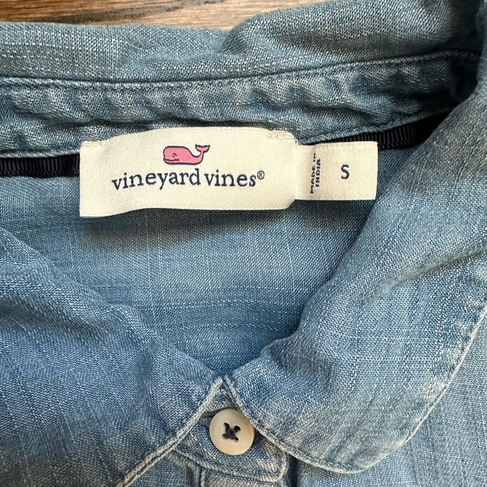 Vineyard Vines Long Sleeved Girl’s Chambray Dress - size small - Picture 3 of 4